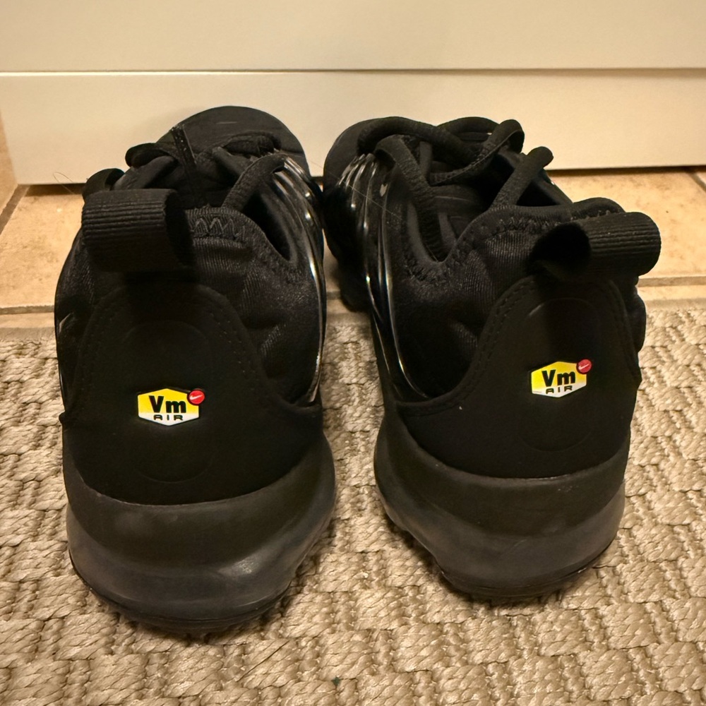 Nike Air VaporMax - Picture 3 of 4